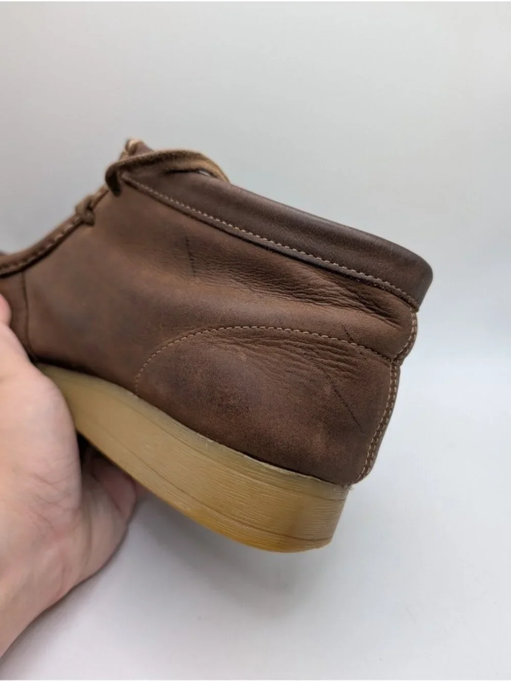 Clarks Beeswax Brown Leather Crepe Sole Desert Chukka Boots Mens Size 9 Lace Up